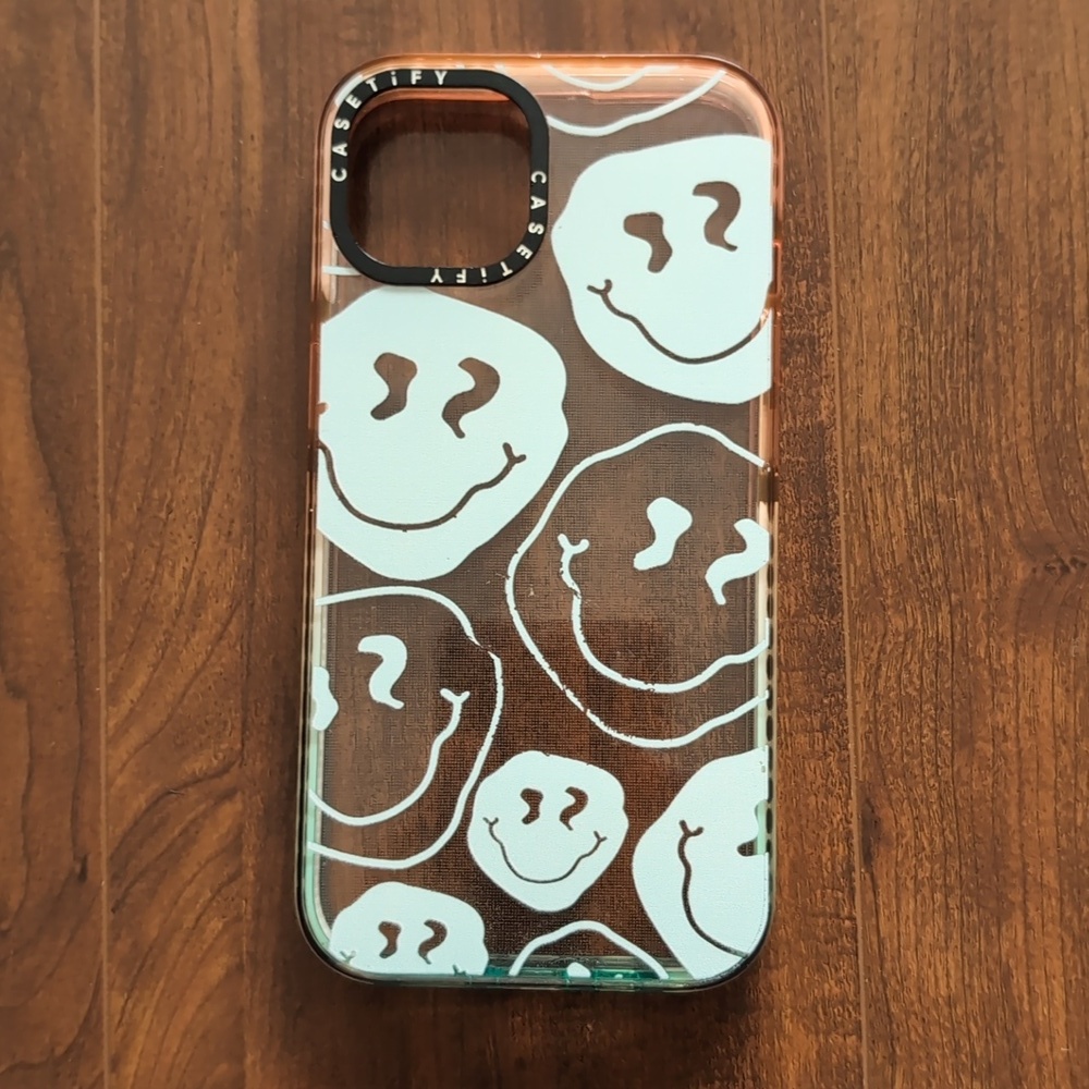 iPhone13 Casetify case